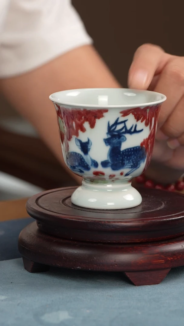 杯子姚贵琥【禄相随】带内绘青花釉里红带证书锦盒