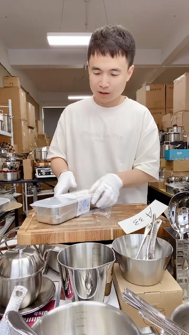 A32 微瑕长条保鲜盒（磕碰）