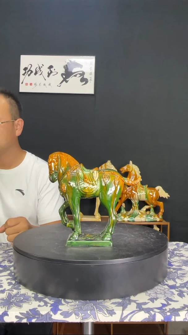 陶瓷大唐六骏之一绿色牡丹马高20cm