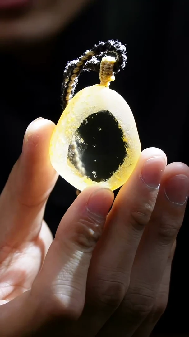 吊坠(赠链)未镶嵌水晶水晶