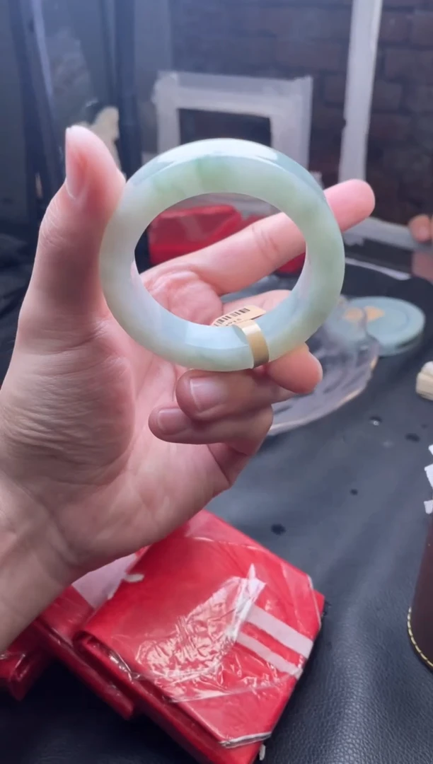 【闪购商品】定制翡翠手镯未镶嵌发一件/DDI02327