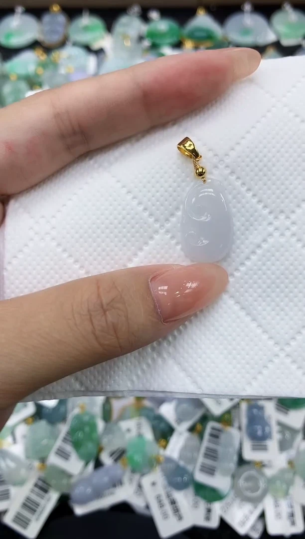 颈饰未镶嵌翡翠11111111111