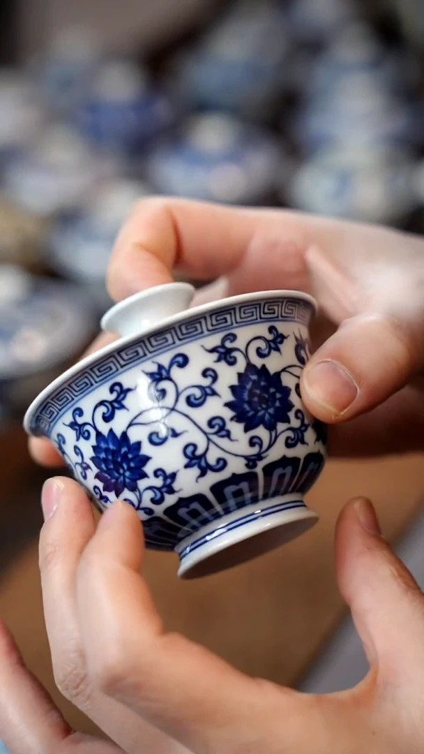 春风缠枝盖碗11111111