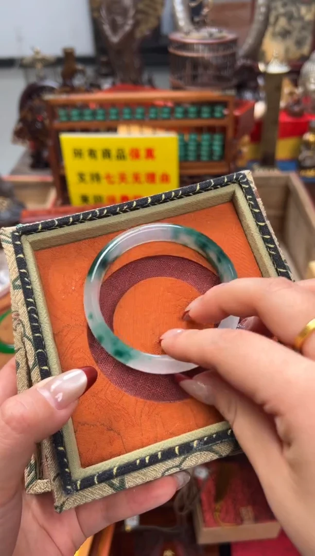 【闪购商品】翡翠挂件未镶嵌——————————