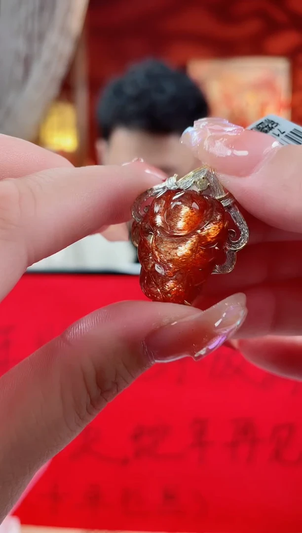 【闪购商品】长石吊坠未镶嵌金太阳九尾狐吊坠