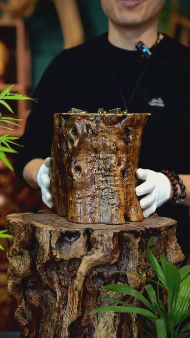 木雕***力雷击枣木炉子