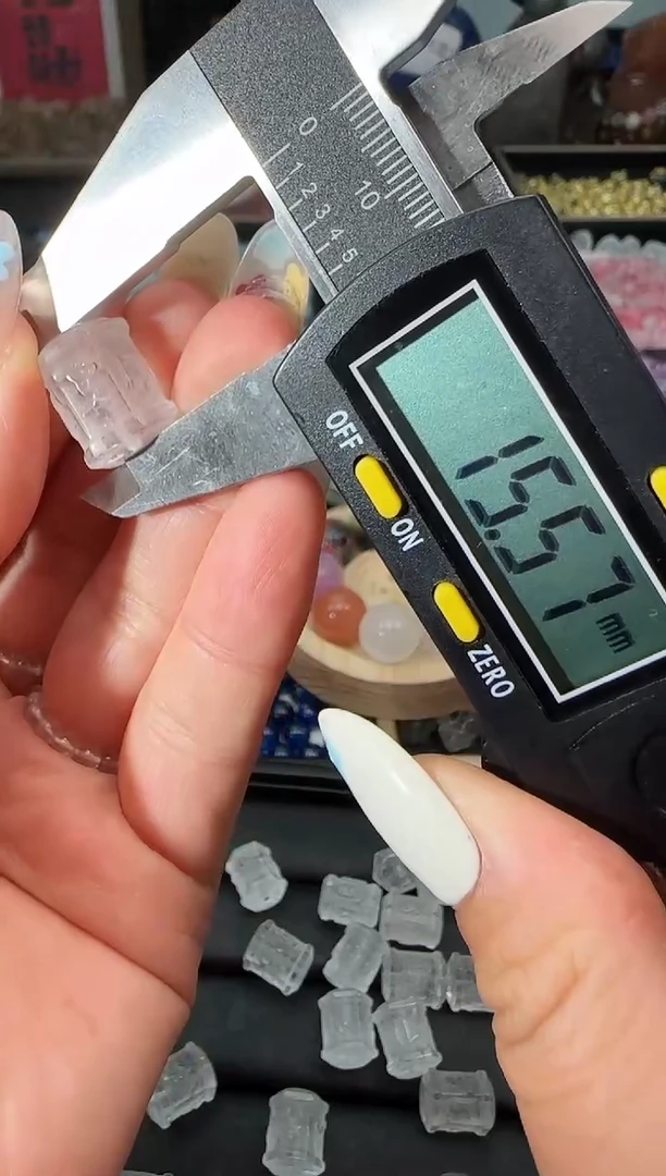 未镶嵌颈饰水晶24a多样性发其一/7.22/1个