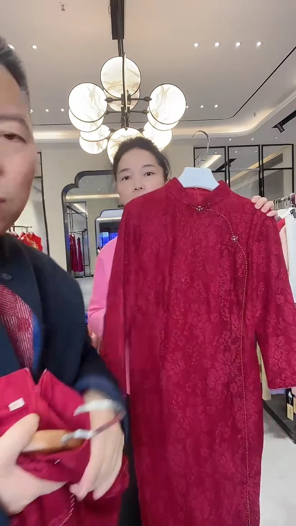 红色蕾丝定制款旗袍 xxl码 399