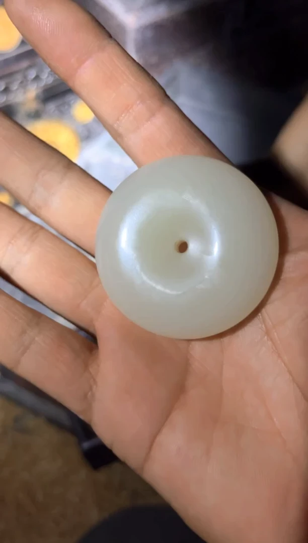 和田玉未镶嵌挂件平安扣一个