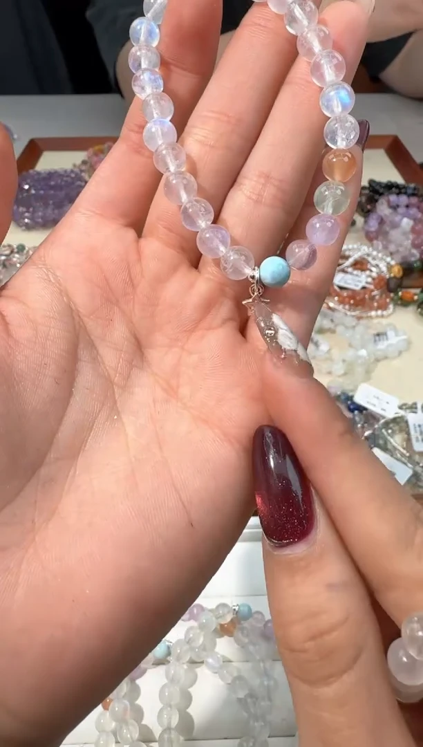 【闪购商品】水晶手链银S925镶嵌F022蓝月多宝设计款