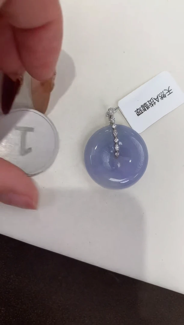 颈饰18K金镶嵌翡翠天然缅甸A货翡翠