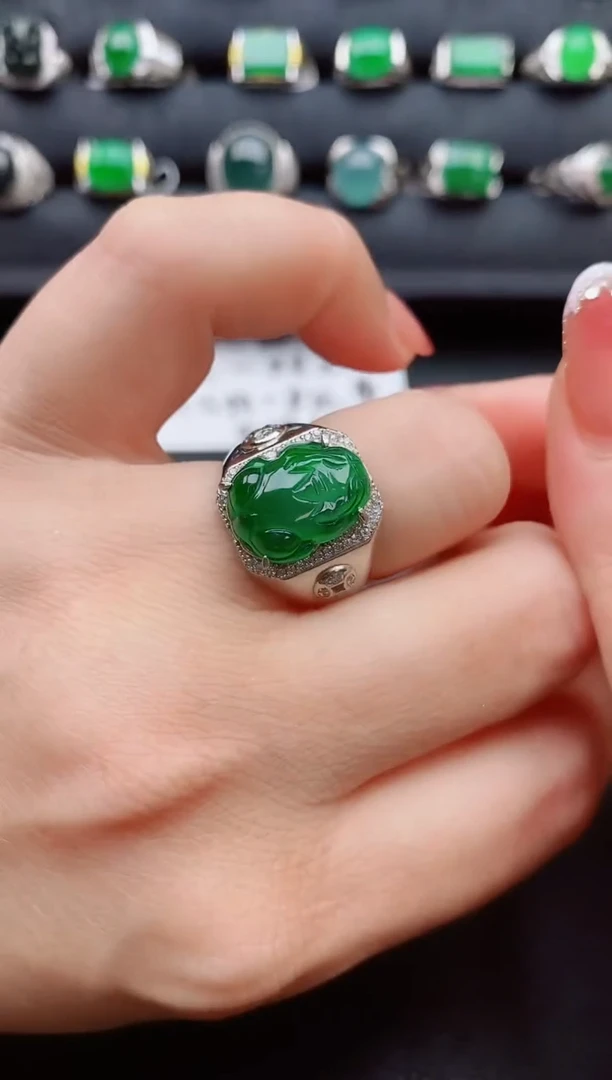 【闪购商品】翡翠戒指银S925镶嵌111111111111
