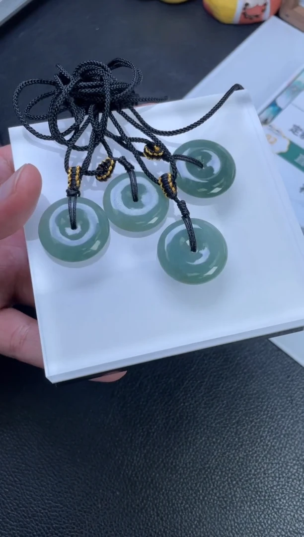 【闪购商品】翡翠挂件未镶嵌多样性发一件H7