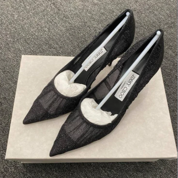 全新未使用 JIMMY CHOO/吉米周 细沙闪粉尖头细跟高跟鞋 黑色/37