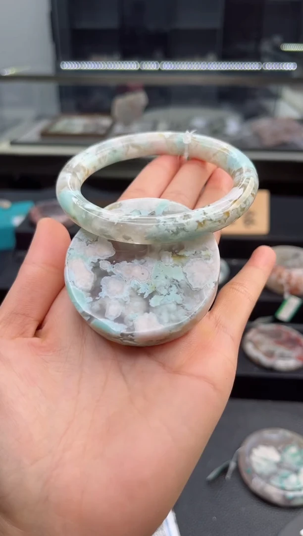 石英质玉手镯未镶嵌63圈口（赠送镯心）2S91302