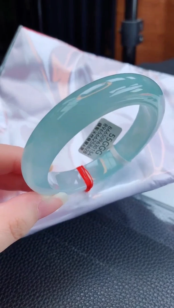 【闪购商品】翡翠手镯未镶嵌缅甸天然翡翠A货手镯