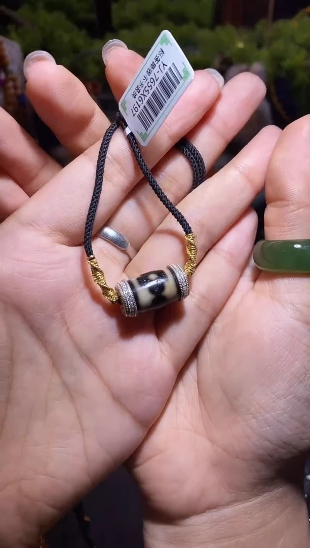 未镶嵌颈饰玛瑙/玉髓X坛城