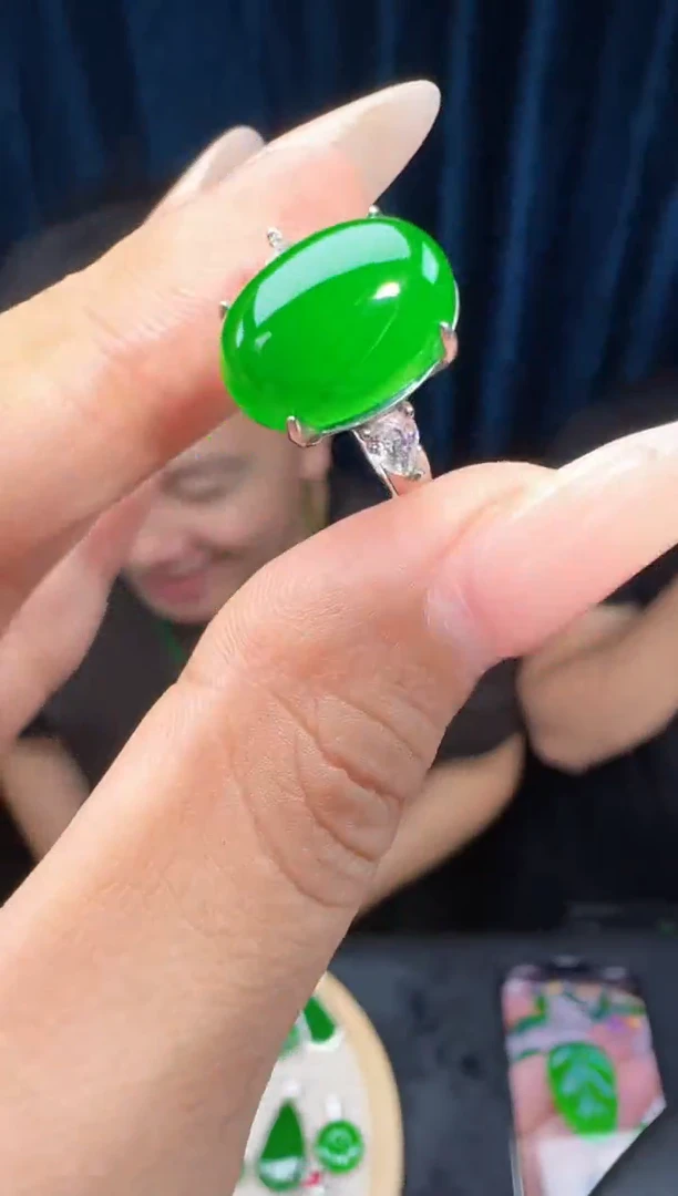 未镶嵌定制翡翠翡翠戒指174