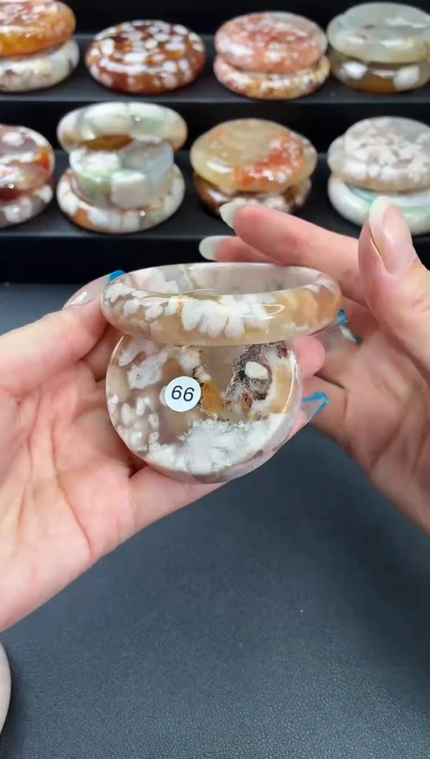 手镯玛瑙/玉髓未镶嵌石英质玉赠送镯心)57圈56/57带