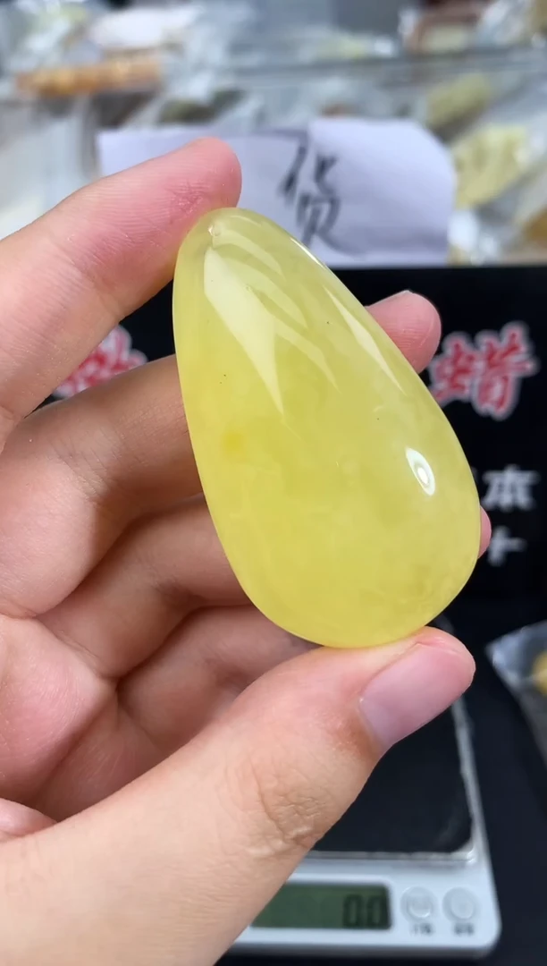 蜜蜡未镶嵌珠宝奇石112