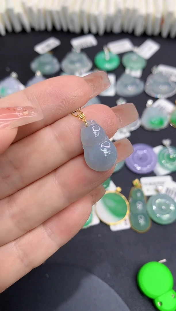 吊坠(不含链)18K金镶嵌翡翠11111111111