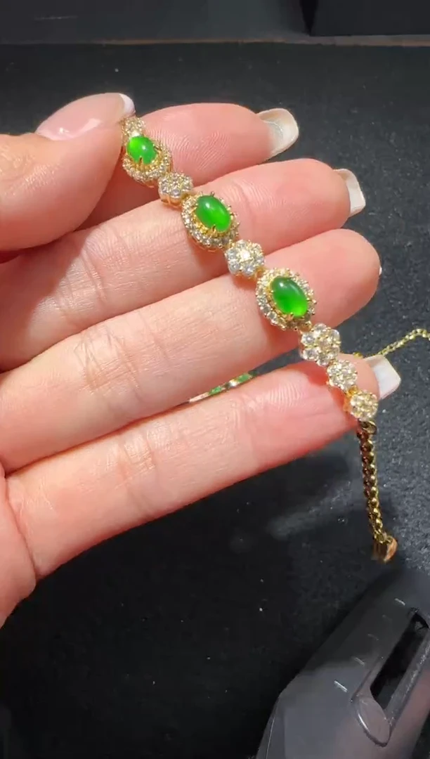 【闪购商品】翡翠手链未镶嵌多样性发货拍一发一