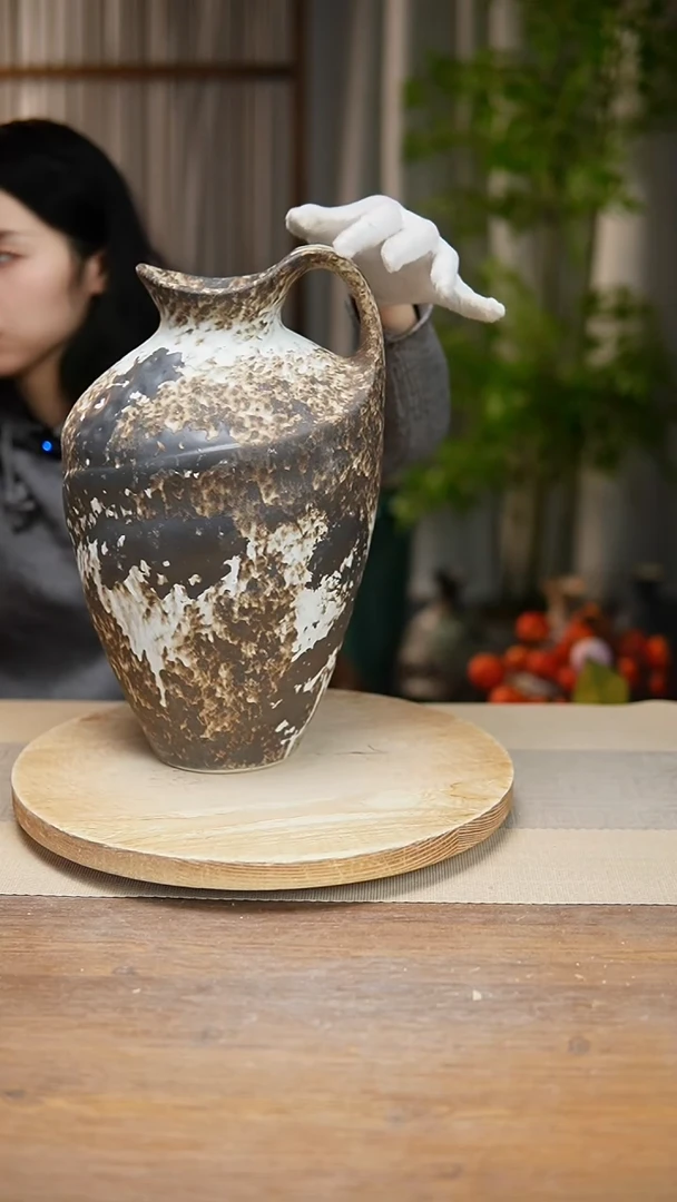 【闪购商品】陶瓷  花器诧寂黑奶壶