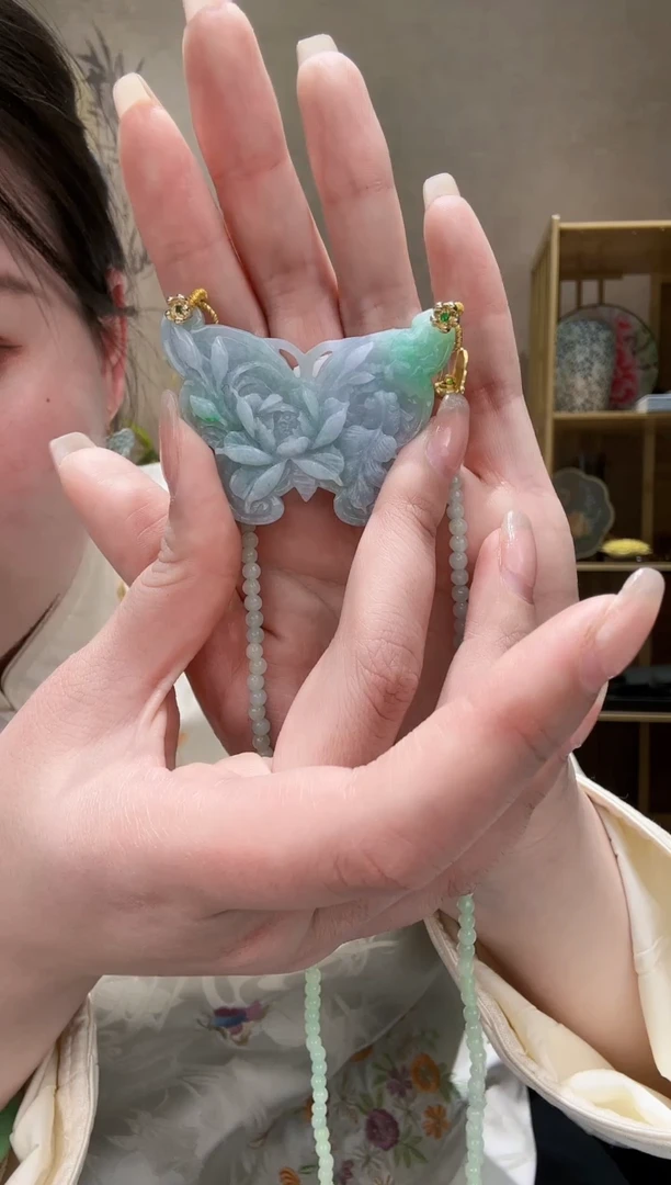 【闪购商品】翡翠颈饰未镶嵌吊坠