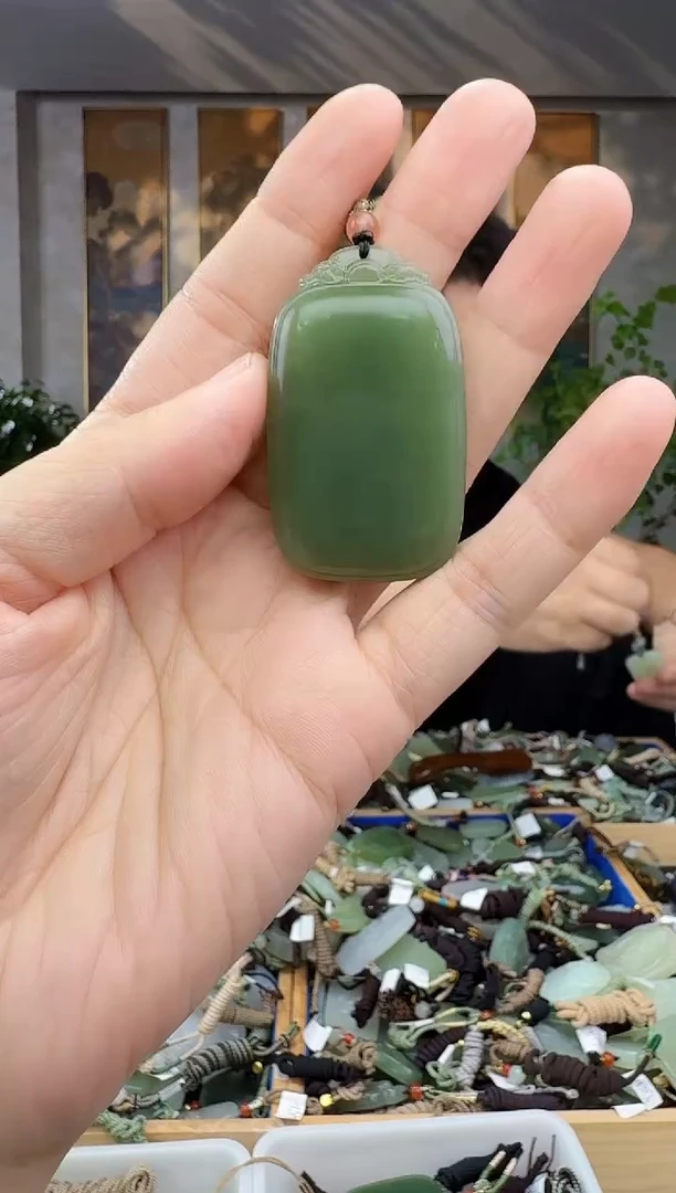 未镶嵌和田玉挂件拍一发一