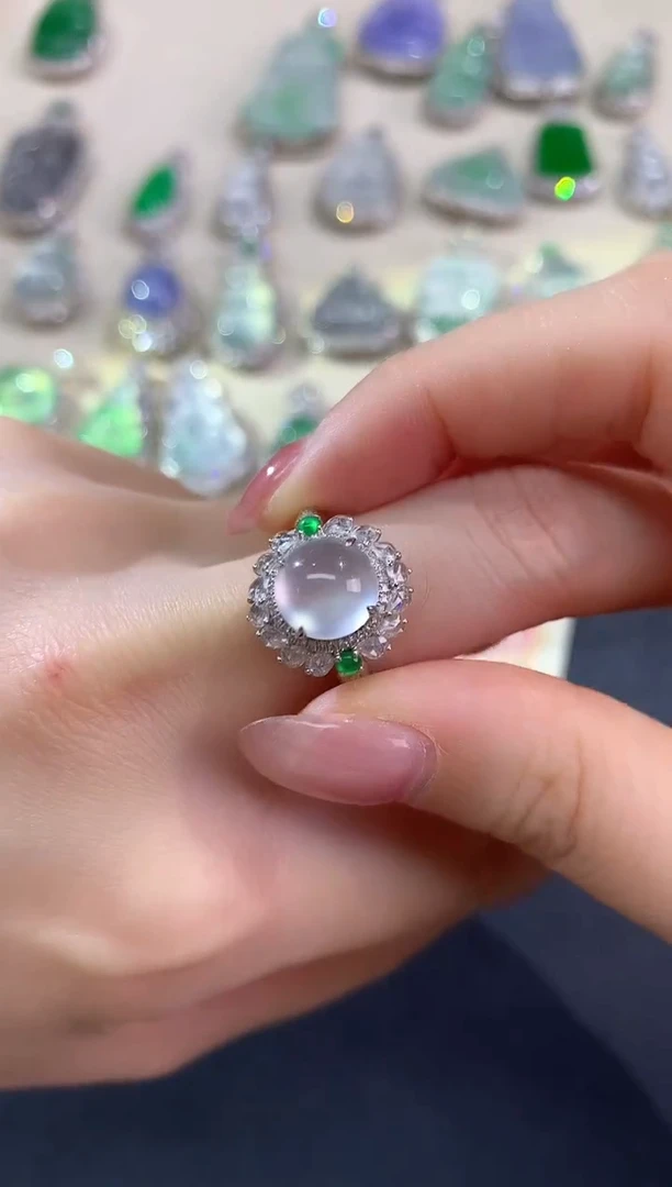 18K金镶嵌戒指翡翠戒指|16800