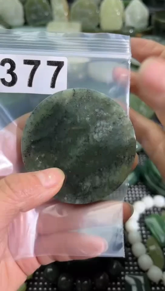 未镶嵌和田玉珠宝半成品镯芯