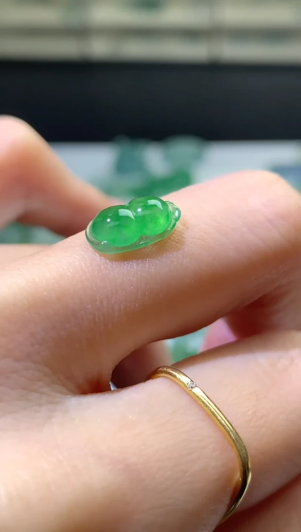 未镶嵌定制翡翠毛货   11.9-9.2-5.2