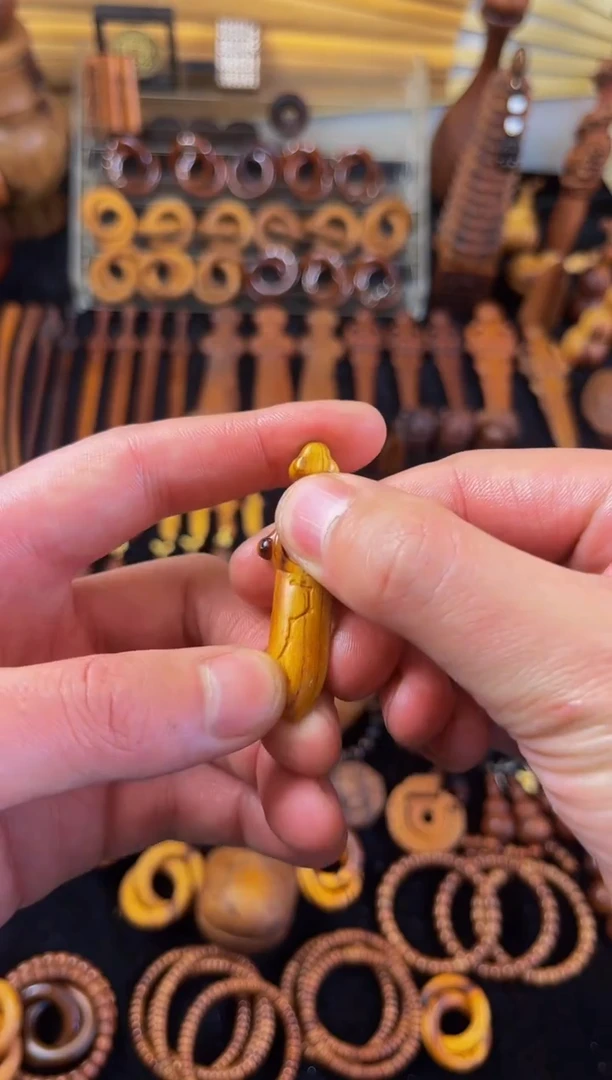 【闪购商品】木桃木紫薇讳小剑吊坠