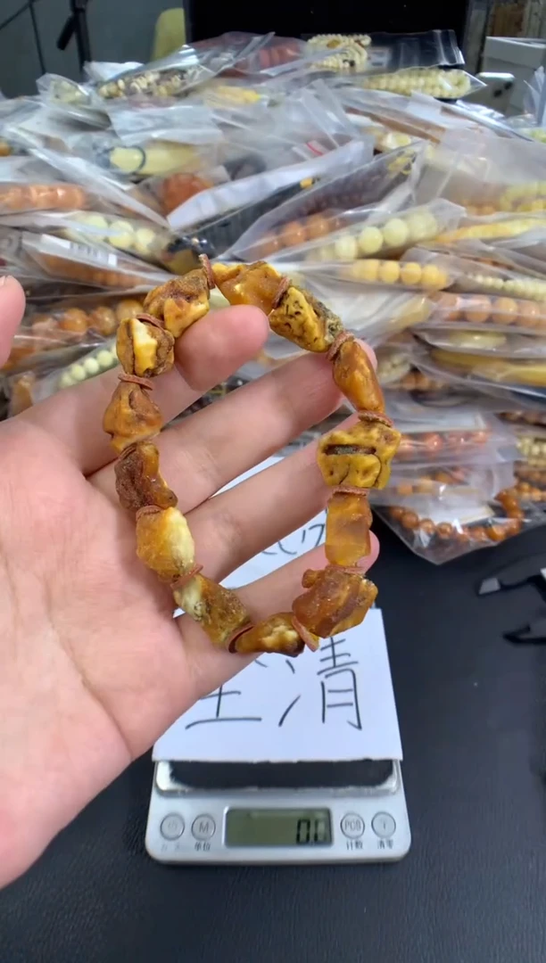 蜜蜡未镶嵌珠宝奇石1