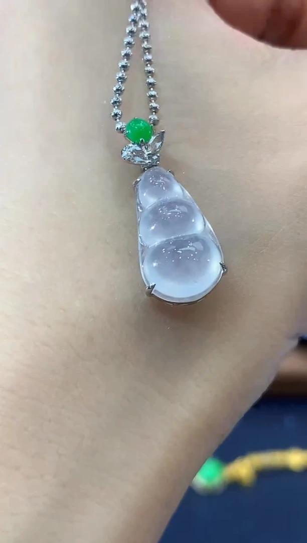 吊坠(不含链)18K金镶嵌翡翠C11