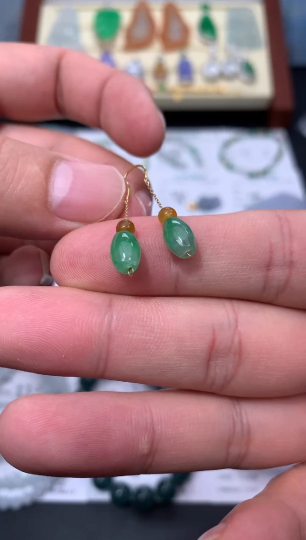 翡翠18K金镶嵌颈饰模式推广期48小时鉴赏期