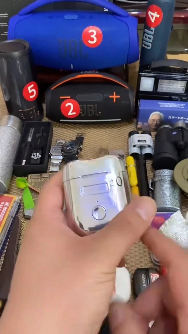 瓷片闪购商品 如图所示