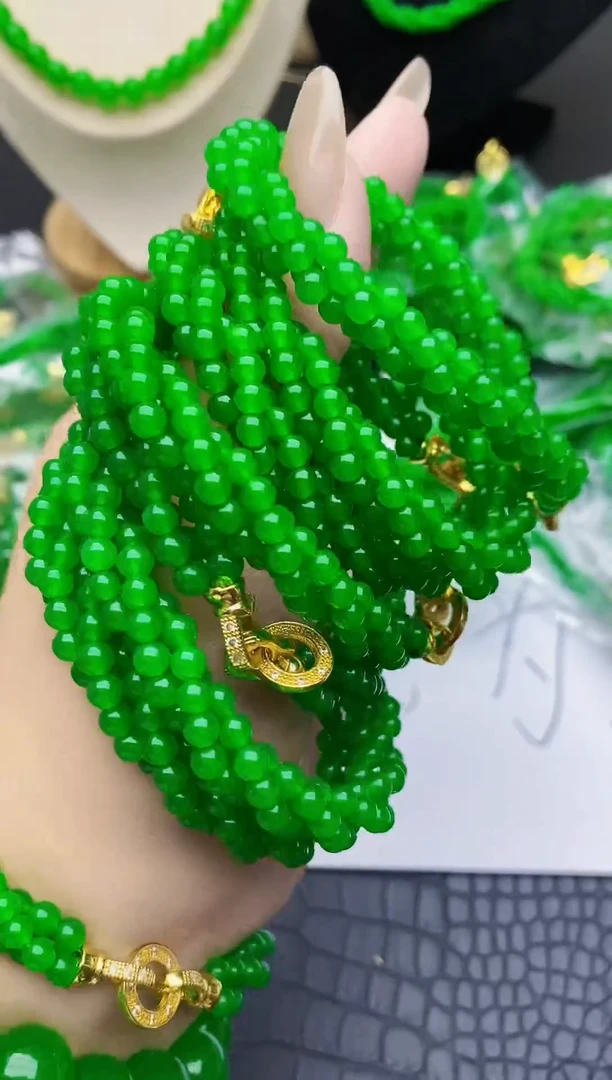 14K金镶嵌手串翡翠..