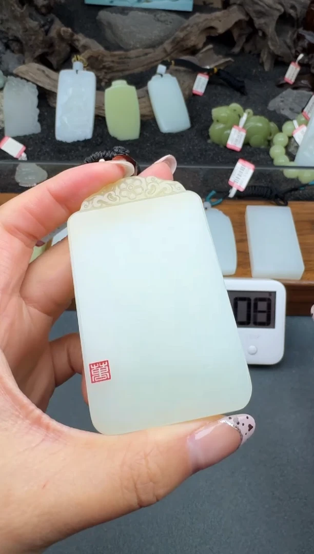 颈饰未镶嵌和田玉3