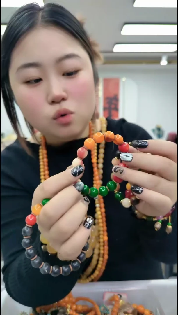 【闪购商品】树脂制品1470多宝手链缘分发