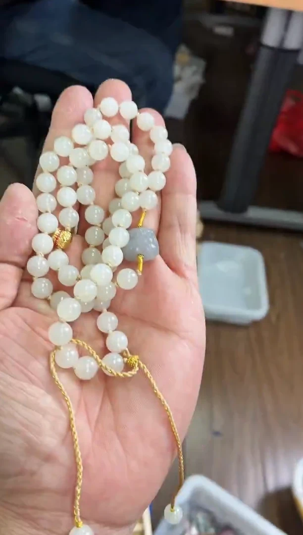 颈饰未镶嵌和田玉A2-81多样性发其一