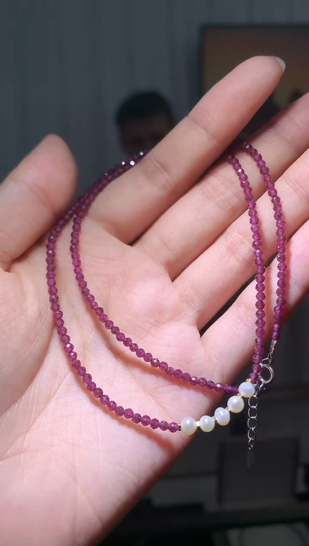 未镶嵌颈饰石榴石项链