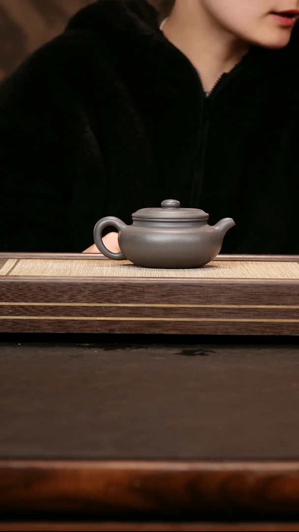 茶壶紫砂足*天青泥 扁腹220cc