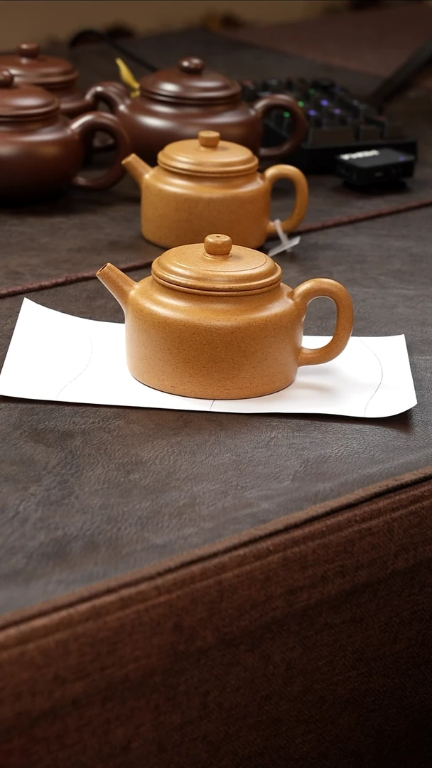 茶壶紫砂壶·22黄金段德钟200cc