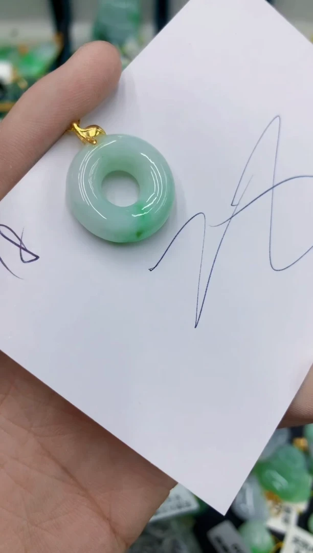 翡翠未镶嵌颈饰11111