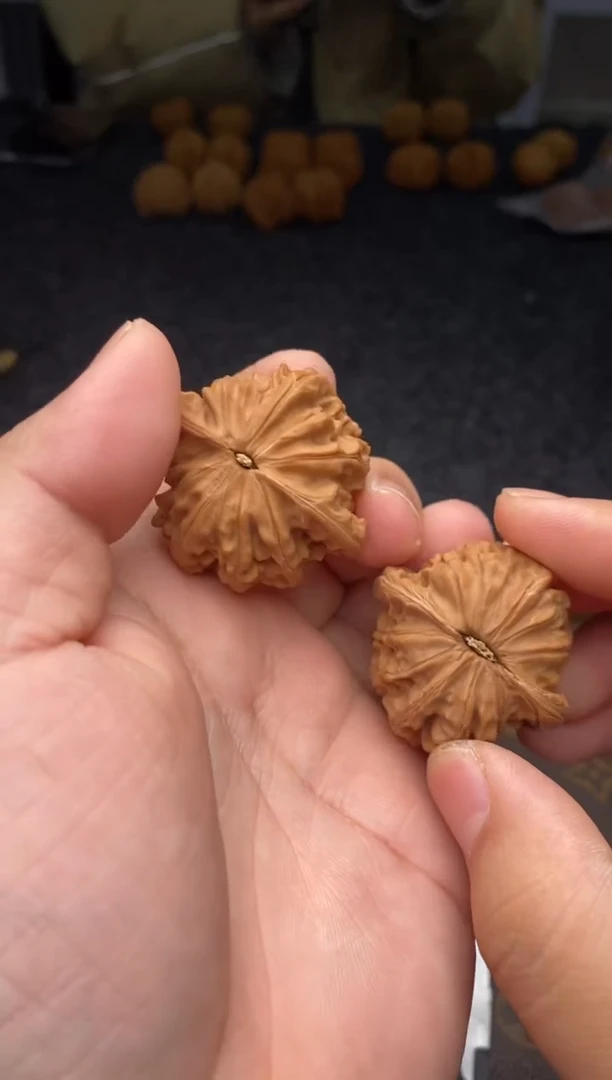 把件文玩核桃B272号41尺磨盘全品