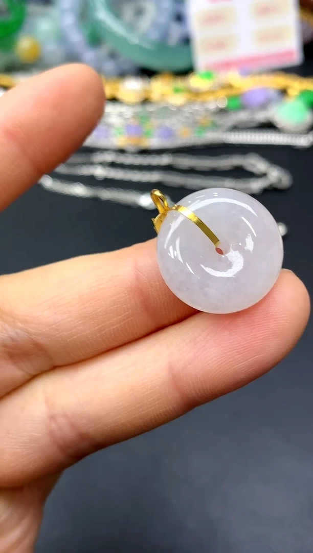 颈饰18K金镶嵌翡翠31-中国好珍宝