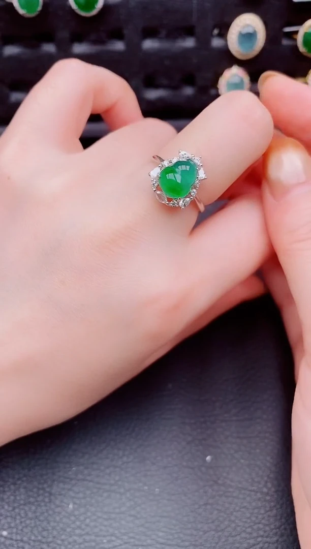 【闪购商品】翡翠戒指银S925镶嵌天然a货翡翠299