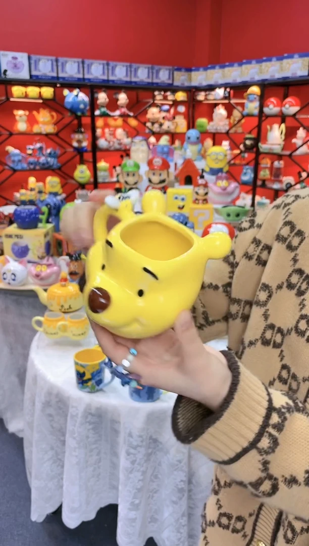 【闪购商品】1@@维尼熊蜜蜂陶瓷水杯