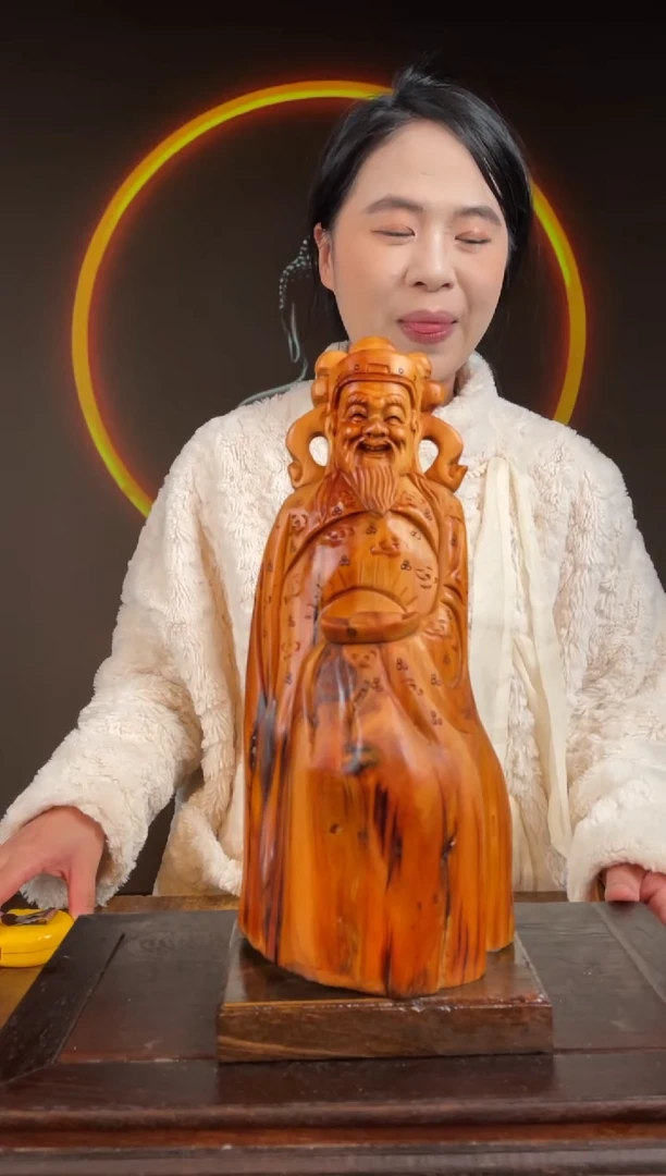 柏木（崖柏）手工摆件,先抢先得! 编号:93